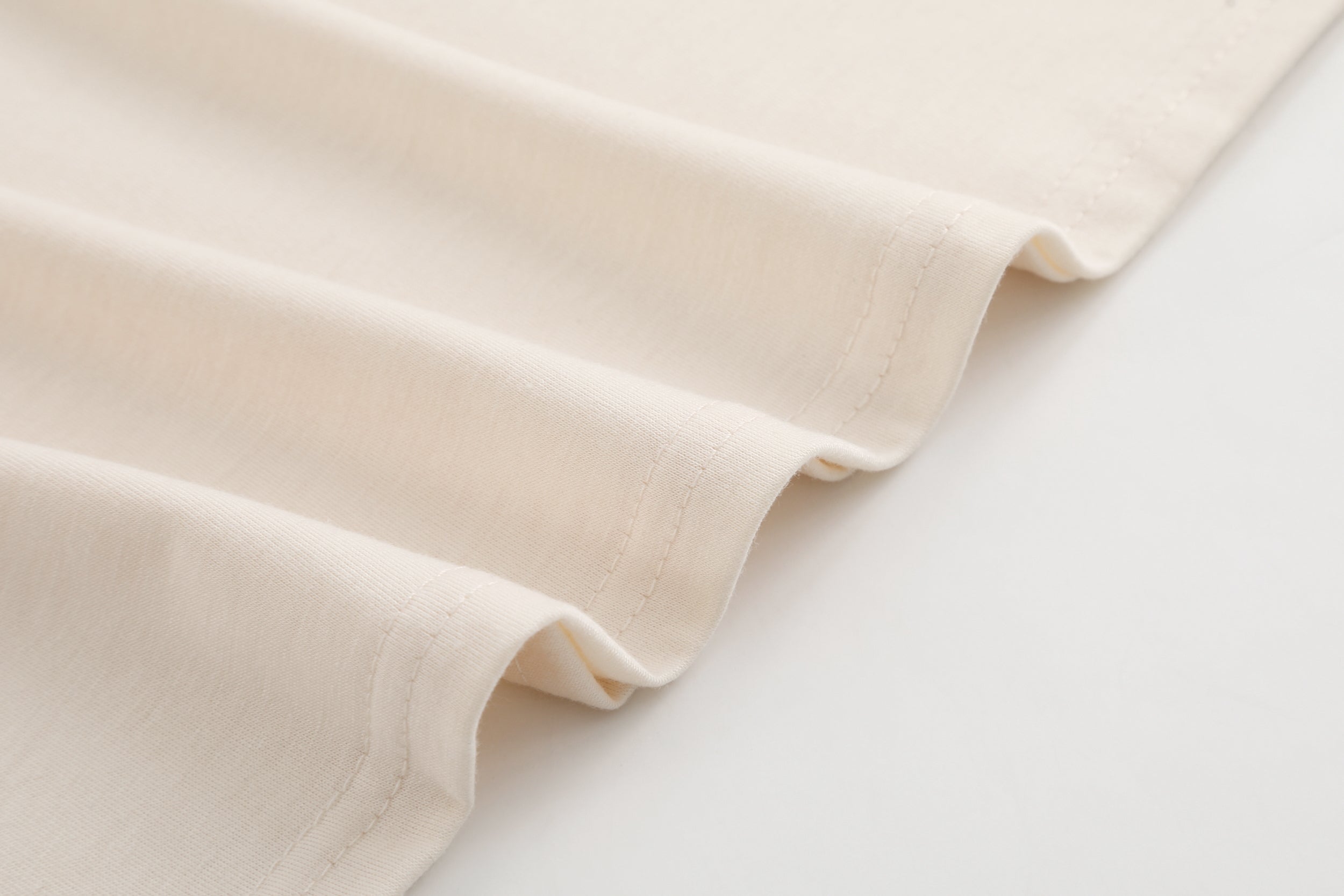 180G Women’s Cotton-Blend T-Shirt (DG100)