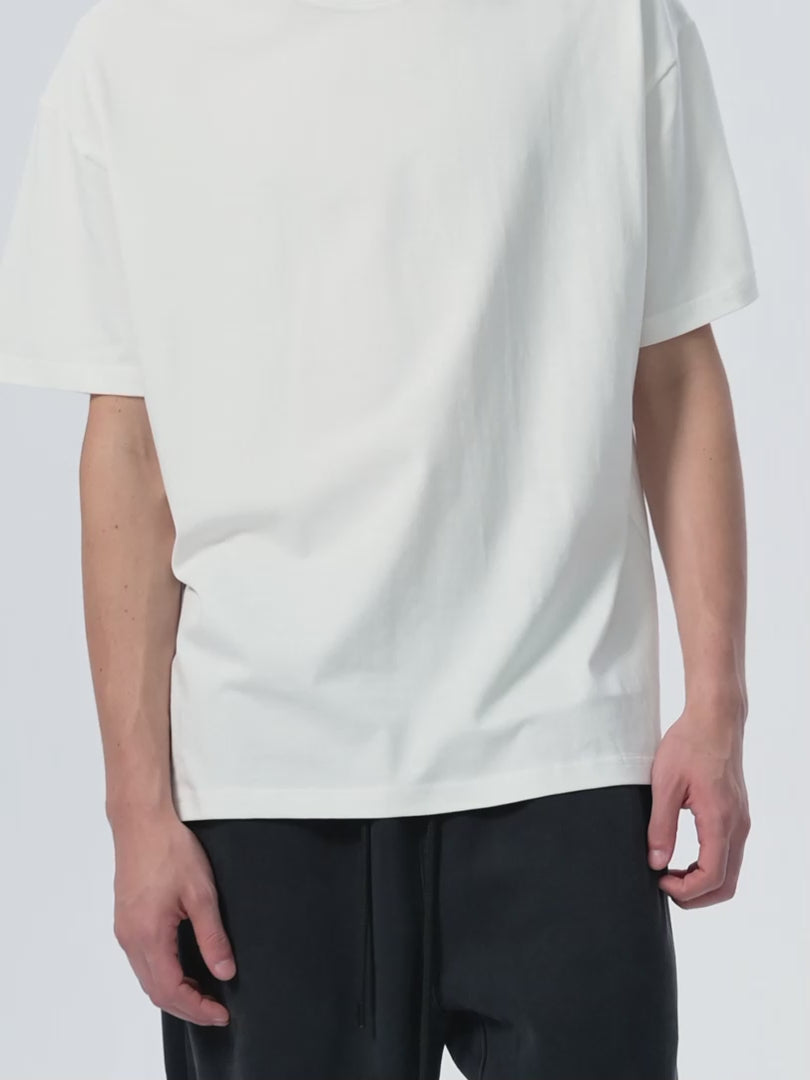 R00330-C001-V7 / UNISEX PURE COTTON T-SHIRT 230G 6.8OZ DTG PRINT RUSH SERVICE